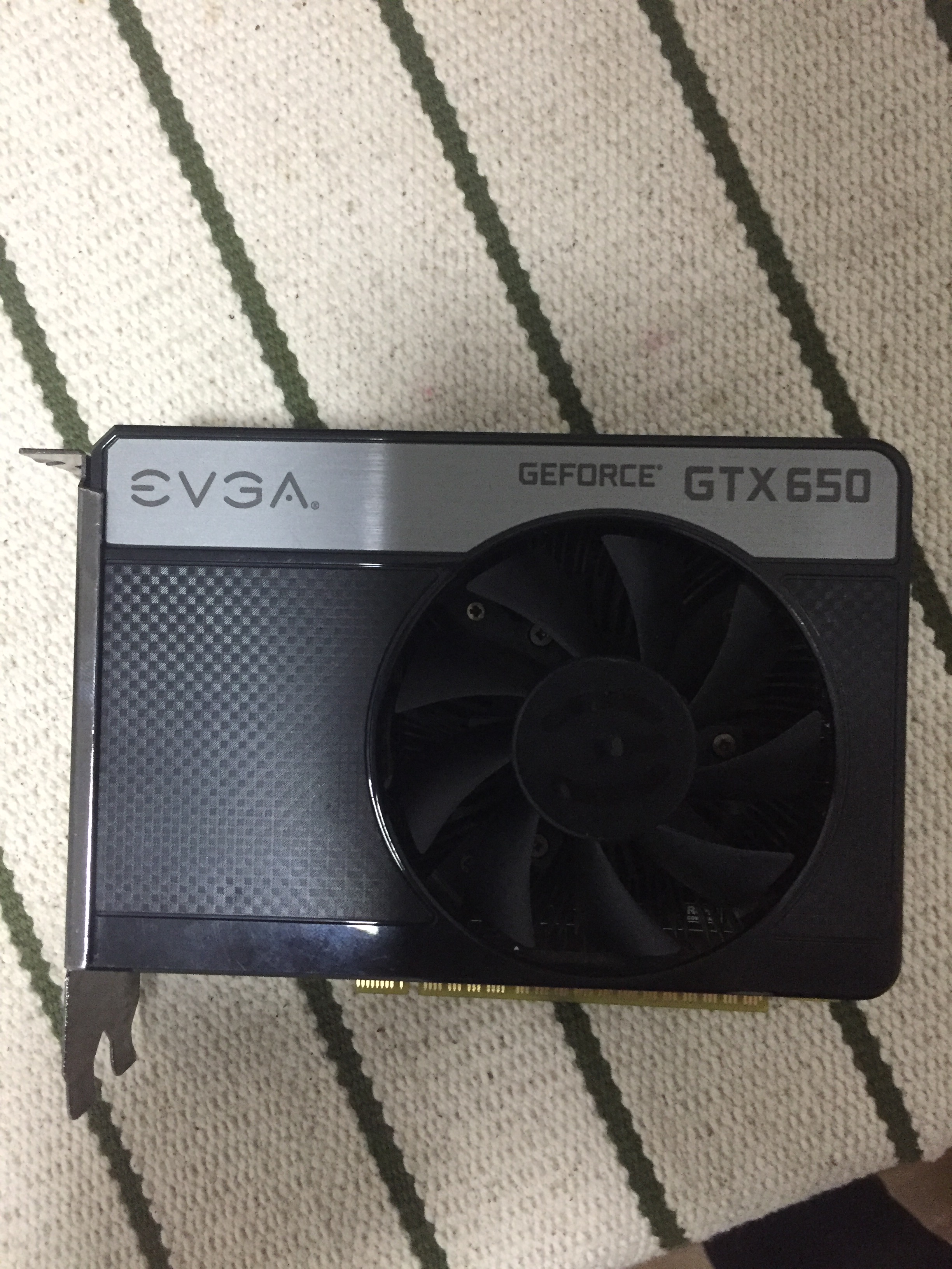 还有块美帝的evga gtx650 短卡 130元有人要么?