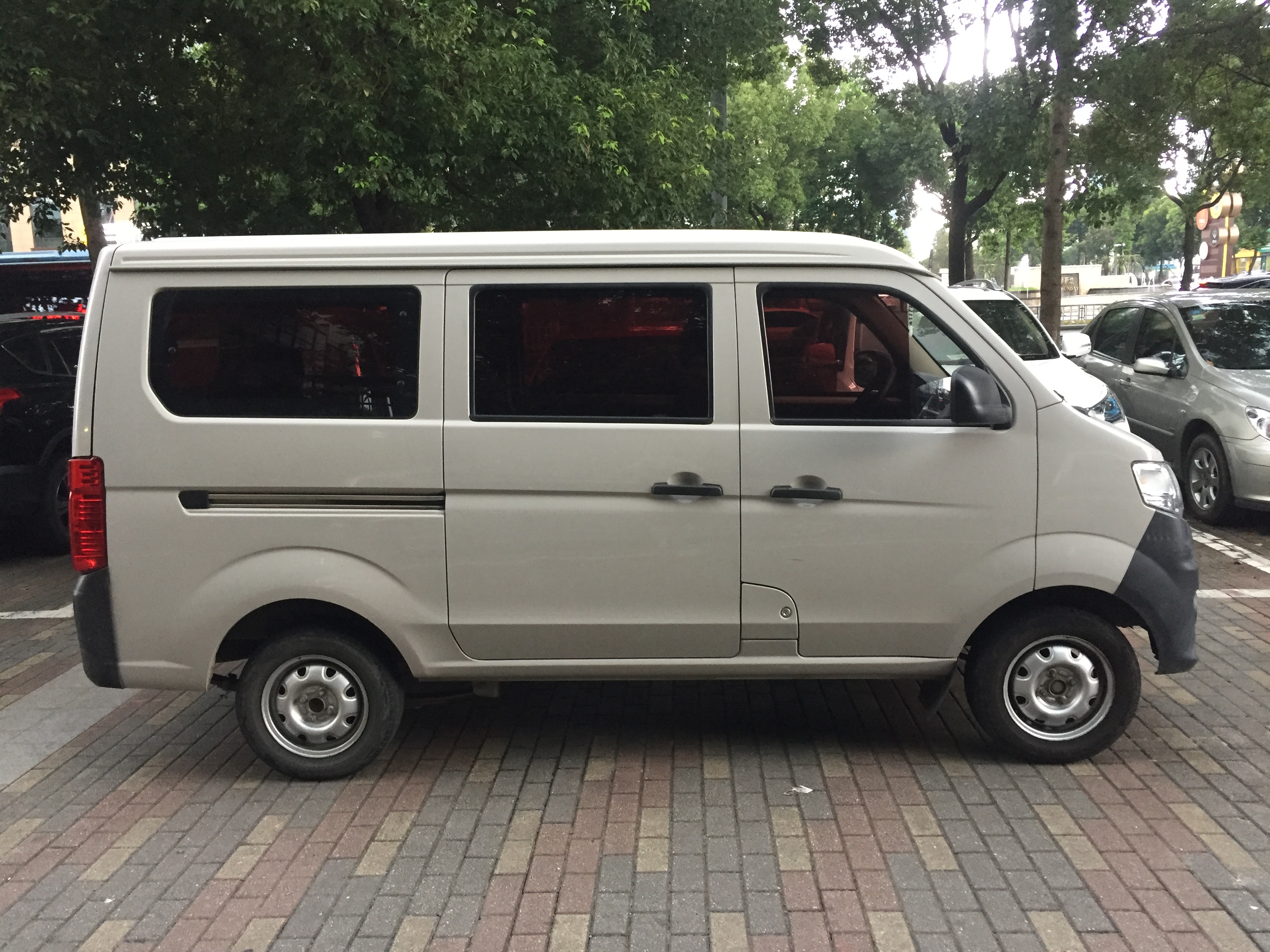 16年长安之星3 1.0手动档2.5万公里