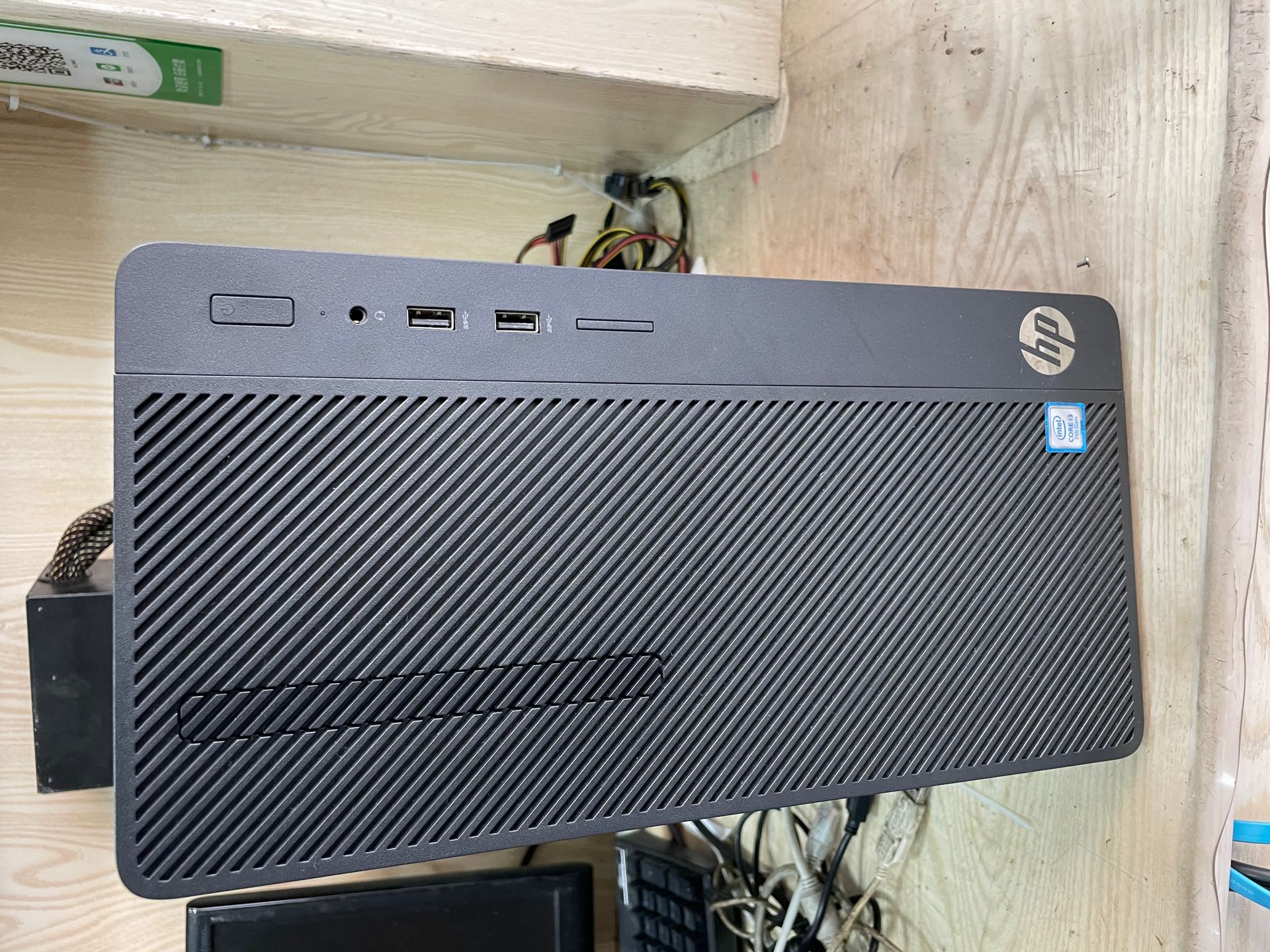 54.HP 282 pro G3 MT 准系统一台 上7代U 288元 很新 HP TPCW049SF 小主机 准 系统 自带无线网卡 准