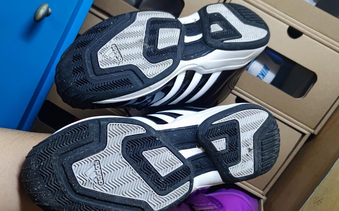 adidas g25836